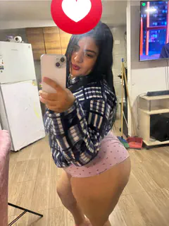 Evelin - Foto 50f75729-26c0-41c5-93f1-01696b474d37