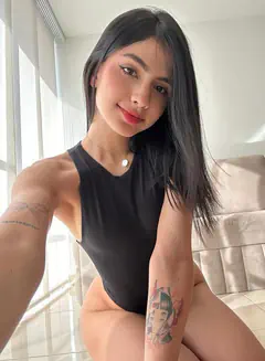 Camila - Foto 529ea2a1-ef0e-47f4-b177-a4c66a623fb4