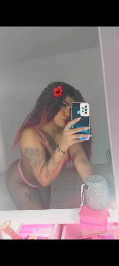 Estefany - Foto 5340d396-744b-46f6-aabe-c6d5ecd215c5