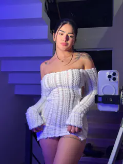 Karla - Foto 54273717-3417-4c14-aaf4-c18055db9d6e