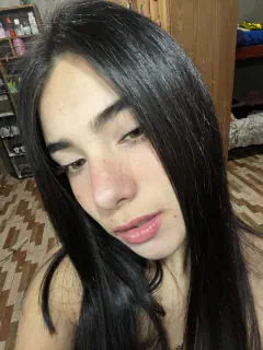 Jenifer - Foto 55d33690-d48a-461d-96ac-714b870686f7