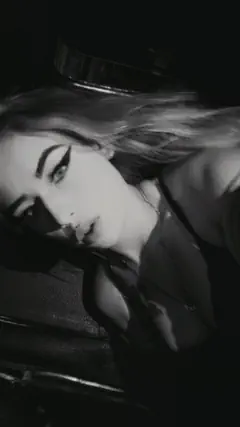 Shantell - Foto 58587b39-1f8b-49ce-943a-c23dc8660758