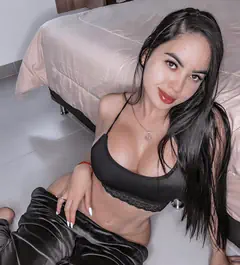 Sara - Foto 58bf30a7-6256-494a-81cb-721b59bd4e78