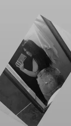 Karen - Foto 5a2eed77-795b-408d-a2d6-c6f5c85e5b86