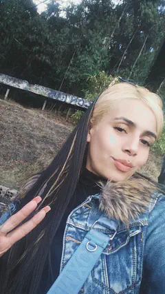 Karoll Valeria - Foto 5a6f0f73-61d3-433a-891a-820d8003a6f0