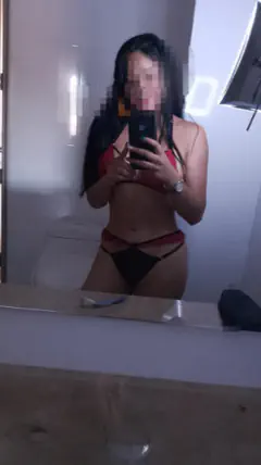 Camila - Foto 5b6b4f41-5164-43d2-8f8c-3c808f95f5be