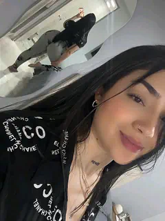 Alejandra Aya - Foto 5c7caf66-a2b6-455e-bf05-0fcf876a7052