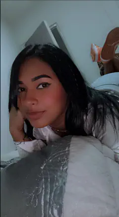 Melany - Foto 5cea8524-3ac9-4bd1-823f-af8f278e2237
