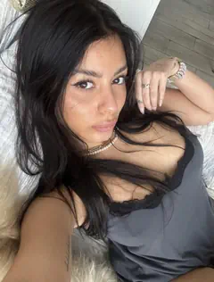 Laura - Foto 629b8538-bfc1-48fd-ba2f-a2ccce688177