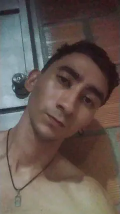 Adrian - Foto 6606a01d-f0e3-4e2f-a0de-526ab4ea935c