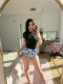 Karla - Foto 6677708f-c89f-4499-b31c-f8f516c5e4ce