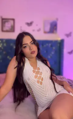 Carla - Foto 6695f85c-ed97-4b3a-a724-569f25b92e9f