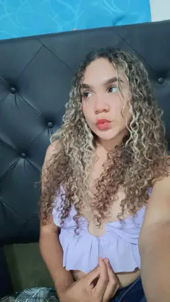 Yisela - Foto 66bfe254-671b-482a-a7bc-126867c62d97