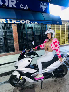 Andrea - Foto 67072e4b-b0c1-4724-8f6a-93647b2f56b7