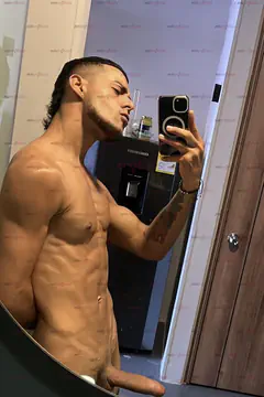 Jhon - Foto 696a31e6-93d6-472c-92e1-796b94783731