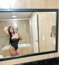 Yisela - Foto 69bb2977-a5c4-473f-80a9-a27be33e763d