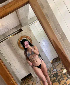 Laura Tisoy - Foto 69fce049-2b12-4354-a900-91decdcecd95