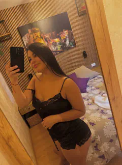 Valentina - Foto 6bf27a5e-7ea8-4f28-b1a5-9da993388a84