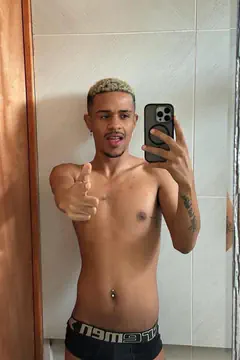 Zayn - Foto 6c8dfdbd-eb2f-49eb-b980-c87dd1853791