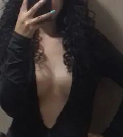 Karen - Foto 6ca69aed-664c-4ea1-bb7c-c8f7ca4c4cce