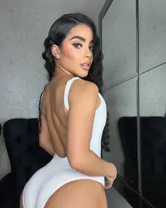 Vanessa - Foto 6e284f21-b25c-4d63-b4d2-783a4149af09