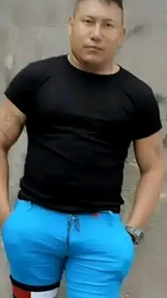 David - Foto 6e39c398-1f37-4c8a-071a-5f4ff934bf00