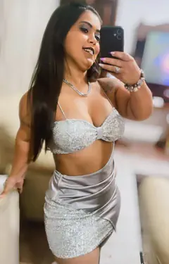 Laura - Foto 6fd14281-660a-45b3-81d7-4e86cabb7afc