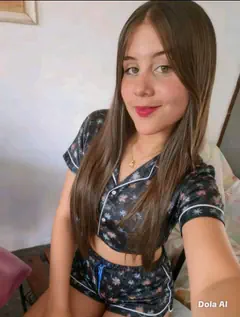 Emili - Foto 72f929a9-e3ad-45e4-bf06-ae9aecd7c4b8