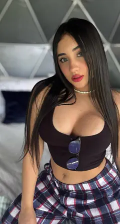 Annii GóMez - Foto 742d3b30-75d9-4fd5-8d50-5ed20ed79200