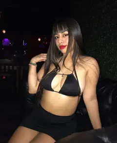 Naomi Cas - Foto 75ac5f93-81ae-46ba-a86d-da6516958cfa