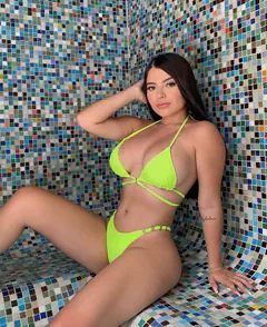 Dayana - Foto 75b8be27-0050-444f-aecc-a453823ea9fc