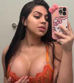 Sharon Briggith - Foto 7631fbfa-fb82-43e2-8786-87f2c57bbb28