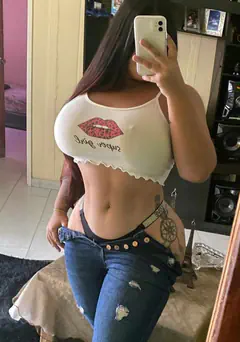 Mia - Foto 76b593a3-96ac-4e31-aeb0-1ba625a285a1