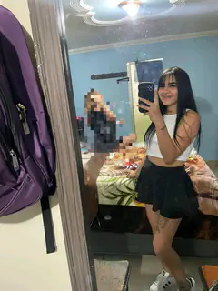 Angela - Foto 772937fe-8b2c-4aa8-92e4-8ae0e7ed6ecd