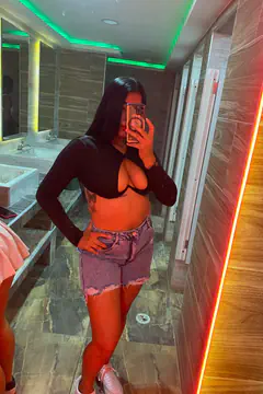 Camila - Foto 7b7ea1f4-b7ac-45ac-9d6b-a1a4af75e316