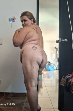 Samantha Linares - Foto 7d6ee030-a330-4f71-aea7-566828863c90