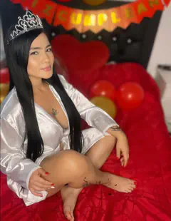 Dayana - Foto 7e9bc110-237e-42e0-8cde-a8a2fb261677