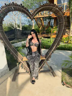 Barbie Pelinegra - Foto 7f6fafaf-8006-46fe-b38e-b5e26a42453f