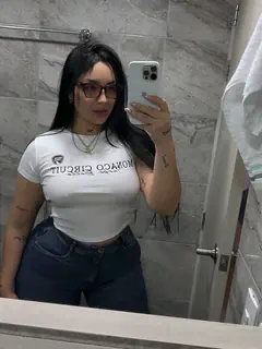 Alejandra Aya - Foto 8011204c-74a5-4336-a87d-bb958f049f3f