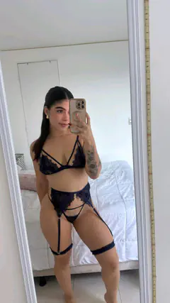 Adriana - Foto 8102546b-1a3b-4d8a-b38f-f5bc97785e10