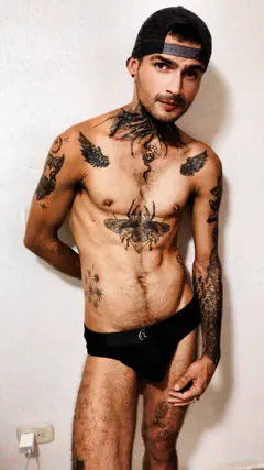 Kevin - Foto 8480777e-b0ec-4a9b-5ca6-1883890fee00