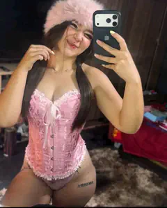 Paola - Foto 84848989-2b90-434f-bf03-6385def11426