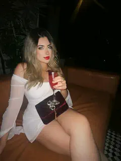 Monica Guzman - Foto 8612534e-546a-42be-871e-7956e44ae4a1