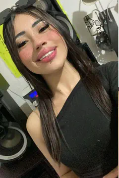 Hellen - Foto 87daee66-ab3e-40a3-9802-ae0eff916815