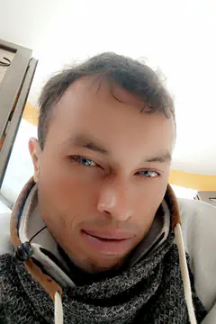 Jonathan - Foto 88f950cd-82b5-417e-ac3a-693b074a15a9