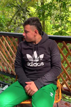 Thiago - Foto 8a4bab25-319c-4b7b-8f7c-b134917e24e8