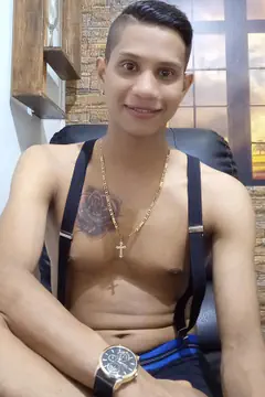 Cristopher - Foto 8bff7d3d-0893-4f44-90f7-cf4c8f91dc2c