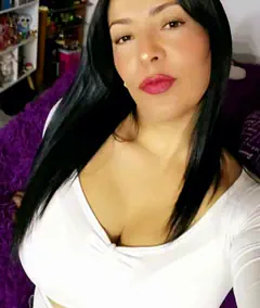 Angela - Foto 8c3e2b8a-c774-4f25-b8f0-a1bfd29f2018