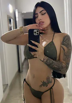 Nikolle P - Foto 8c74e527-75a7-4720-9d5f-65b241f62d70