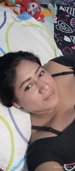 Amy - Foto 8cb94b5c-4fd3-46e2-b158-9aba62dc8654